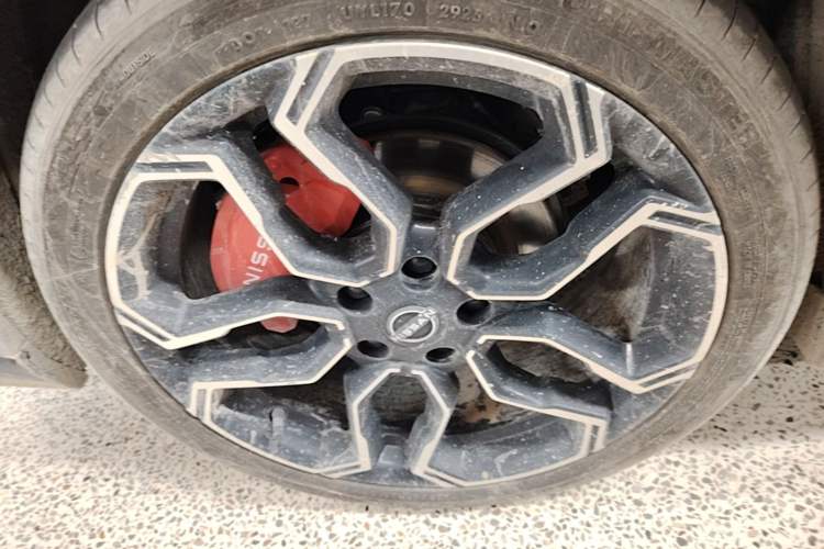 Used Nissan N7 2025 625 Max Right Rear Wheel Hub