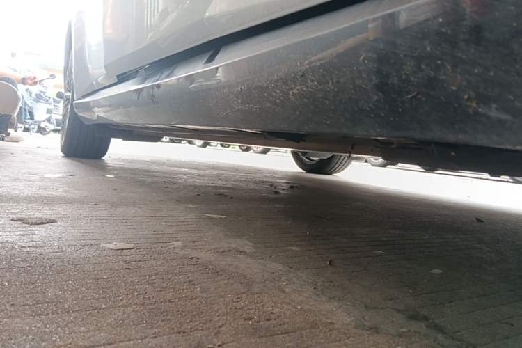 Used Nissan N7 2025 625 Pro Right Side Sill