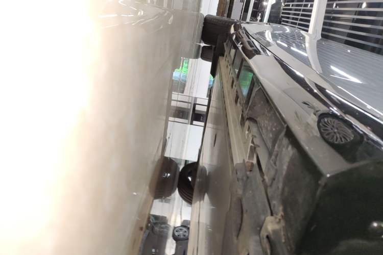 Used Nissan N7 2025 510 Max Right Side Sill