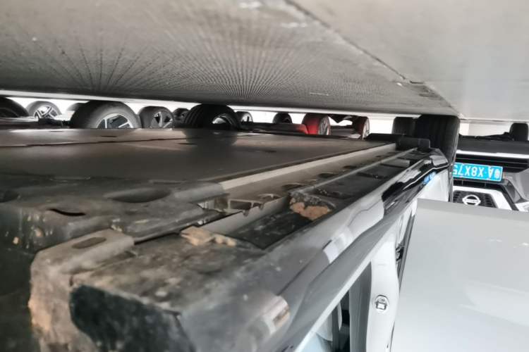 Used Nissan N7 2025 510 Air Right Side Sill