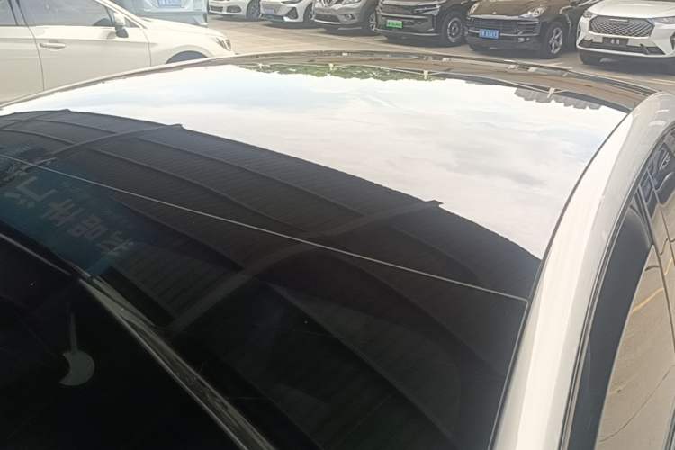 Used Nissan N7 2025 510 Max Roof