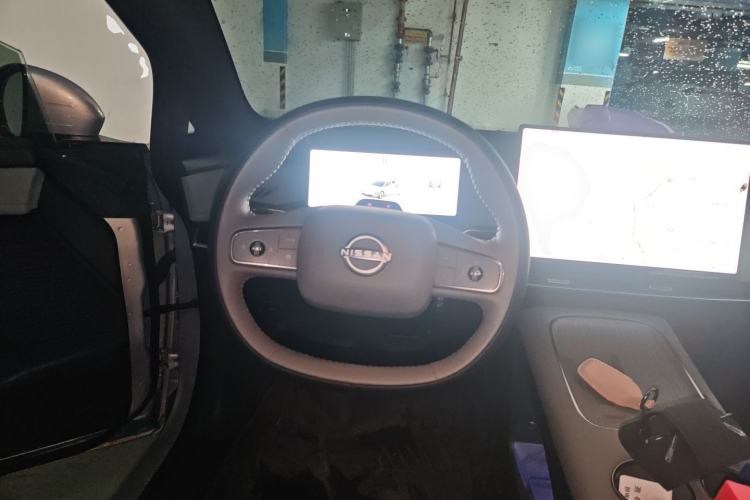 Used Nissan N7 2025 625 Max Steering Wheel