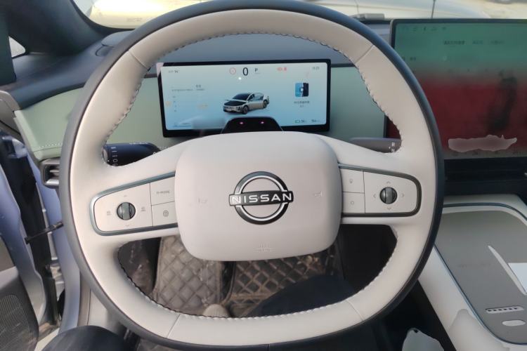 Used Nissan N7 2025 510 Max Steering Wheel