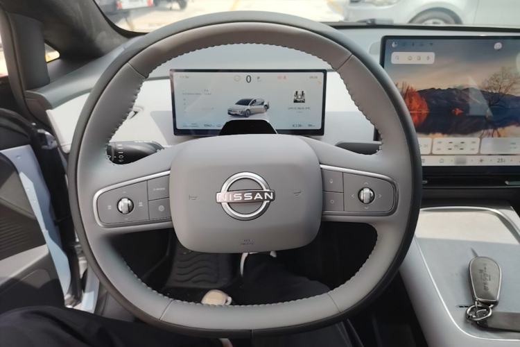 Used Nissan N7 2025 510 Max Steering Wheel