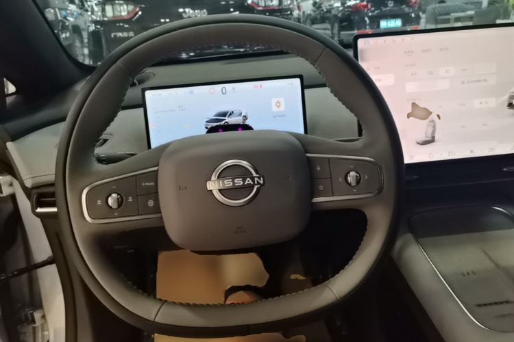 Used Nissan N7 2025 510 Max Steering Wheel