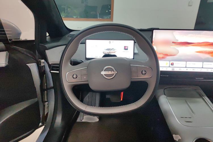 Used Nissan N7 2025 625 Max Steering Wheel
