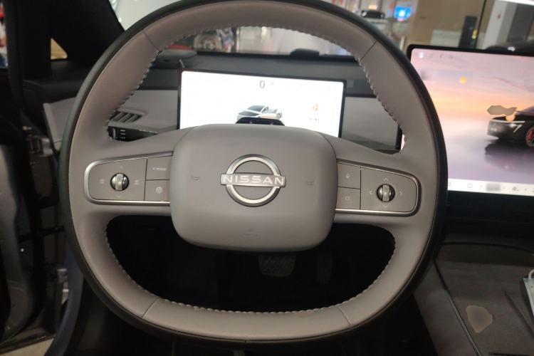 Used Nissan N7 2025 510 Max Steering Wheel