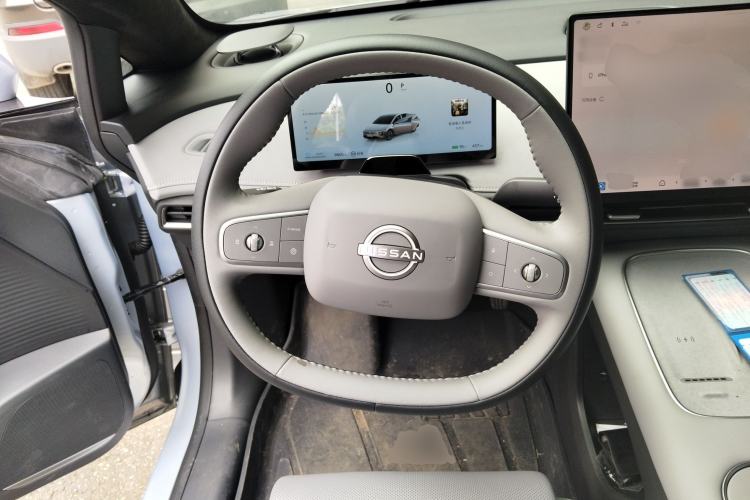 Used Nissan N7 2025 625 Max Steering Wheel