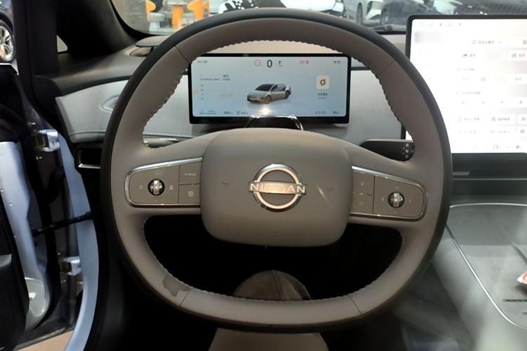 Used Nissan N7 2025 625 Max Steering Wheel