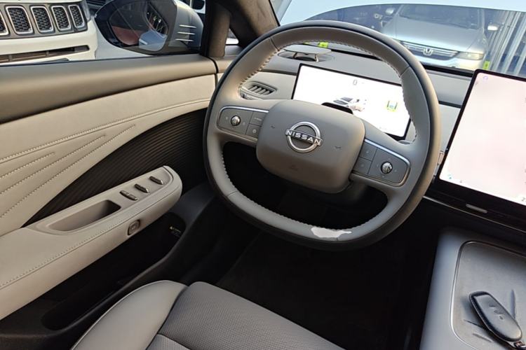 Used Nissan N7 2025 625 Max Steering Wheel