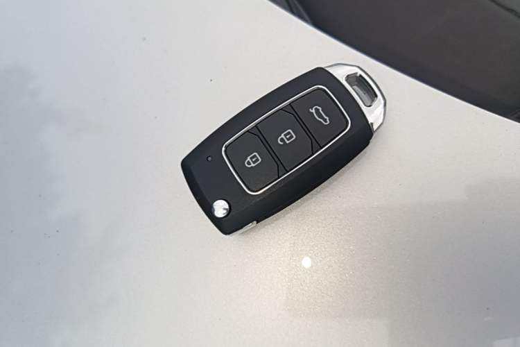 Used Nissan N7 2025 625 Max Vehicle Key