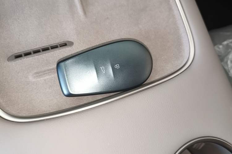 Used Nissan N7 2025 625 Pro Vehicle Key