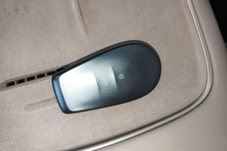 Used Nissan N7 2025 625 Pro Vehicle Key