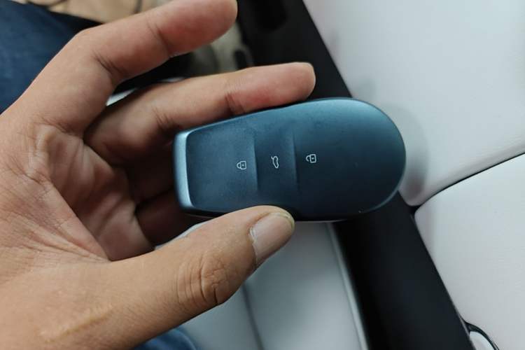 Used Nissan N7 2025 625 Max Vehicle Key