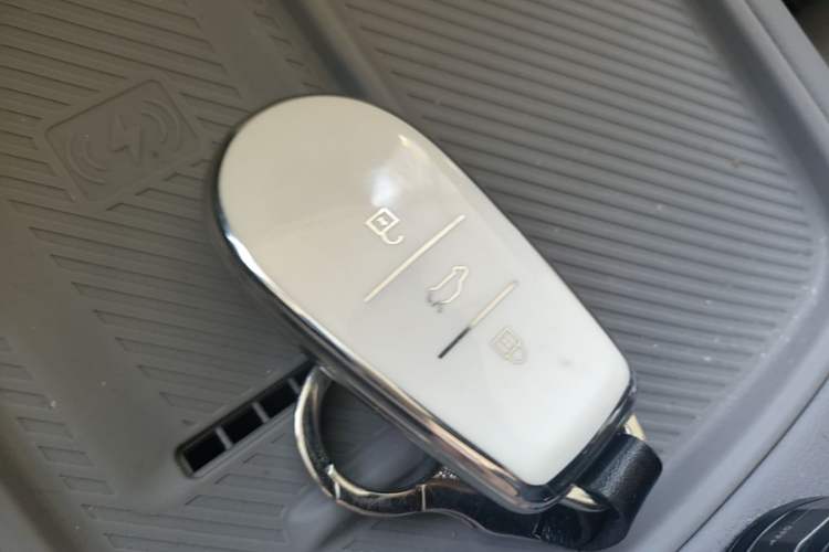 Used Nissan N7 2025 510 Air Vehicle Key