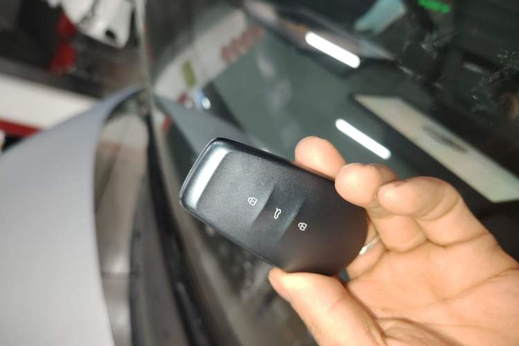 Used Nissan N7 2025 510 Max Vehicle Key