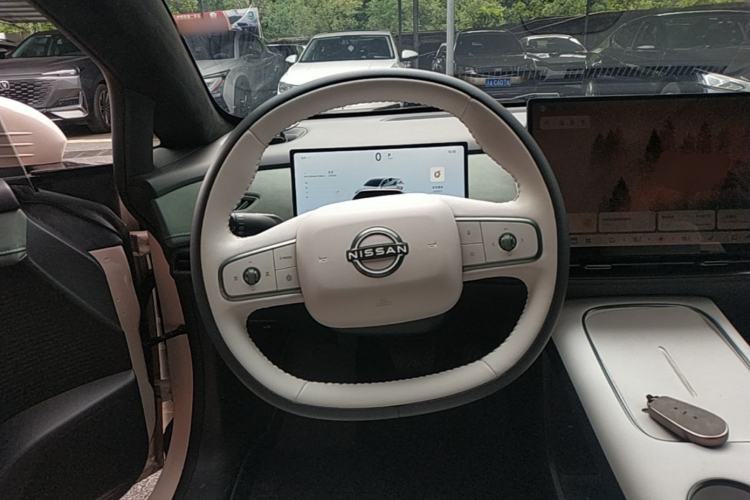 Used Nissan N7 2025 625 Max Steering Wheel