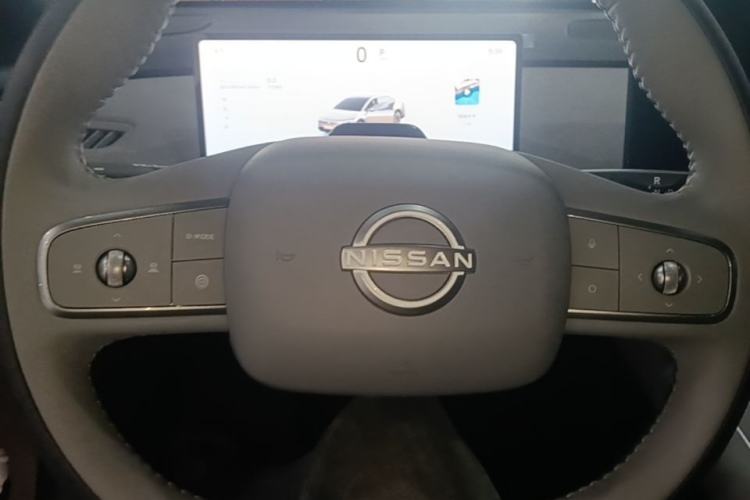 Used Nissan N7 2025 510 Max Steering Wheel