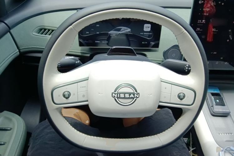 Used Nissan N7 2025 625 Max Steering Wheel