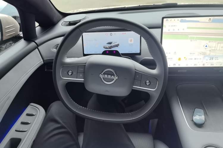 Used Nissan N7 2025 625 Max Steering Wheel