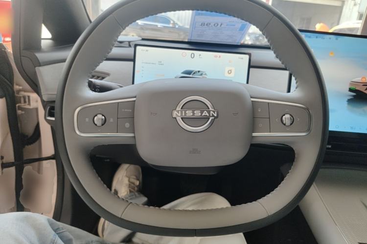 Used Nissan N7 2025 625 Max Steering Wheel