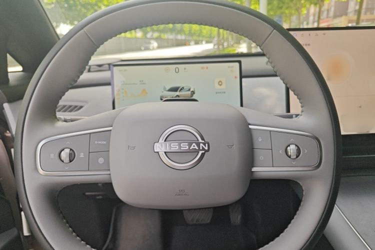 Used Nissan N7 2025 510 Max Steering Wheel