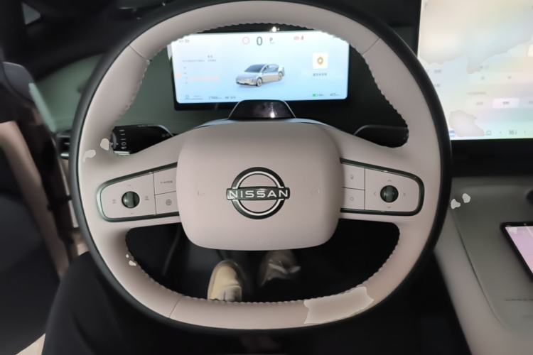 Used Nissan N7 2025 625 Max Steering Wheel