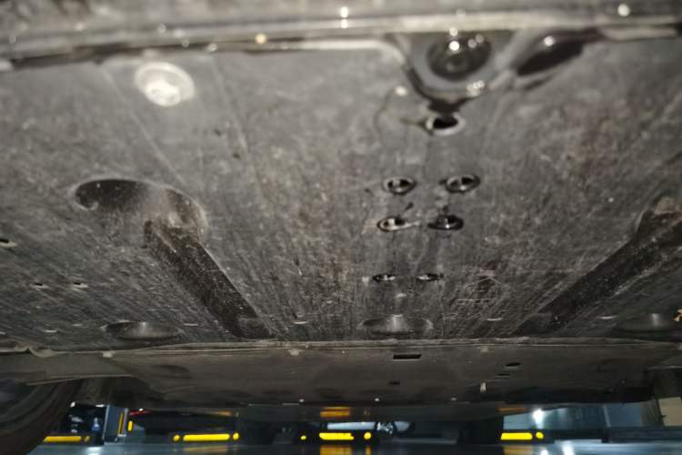 Used Nissan N7 2025 625 Max Chassis Front