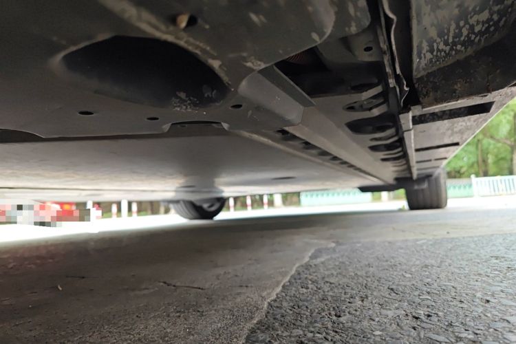 Used Nissan N7 2025 625 Pro Chassis Front Left