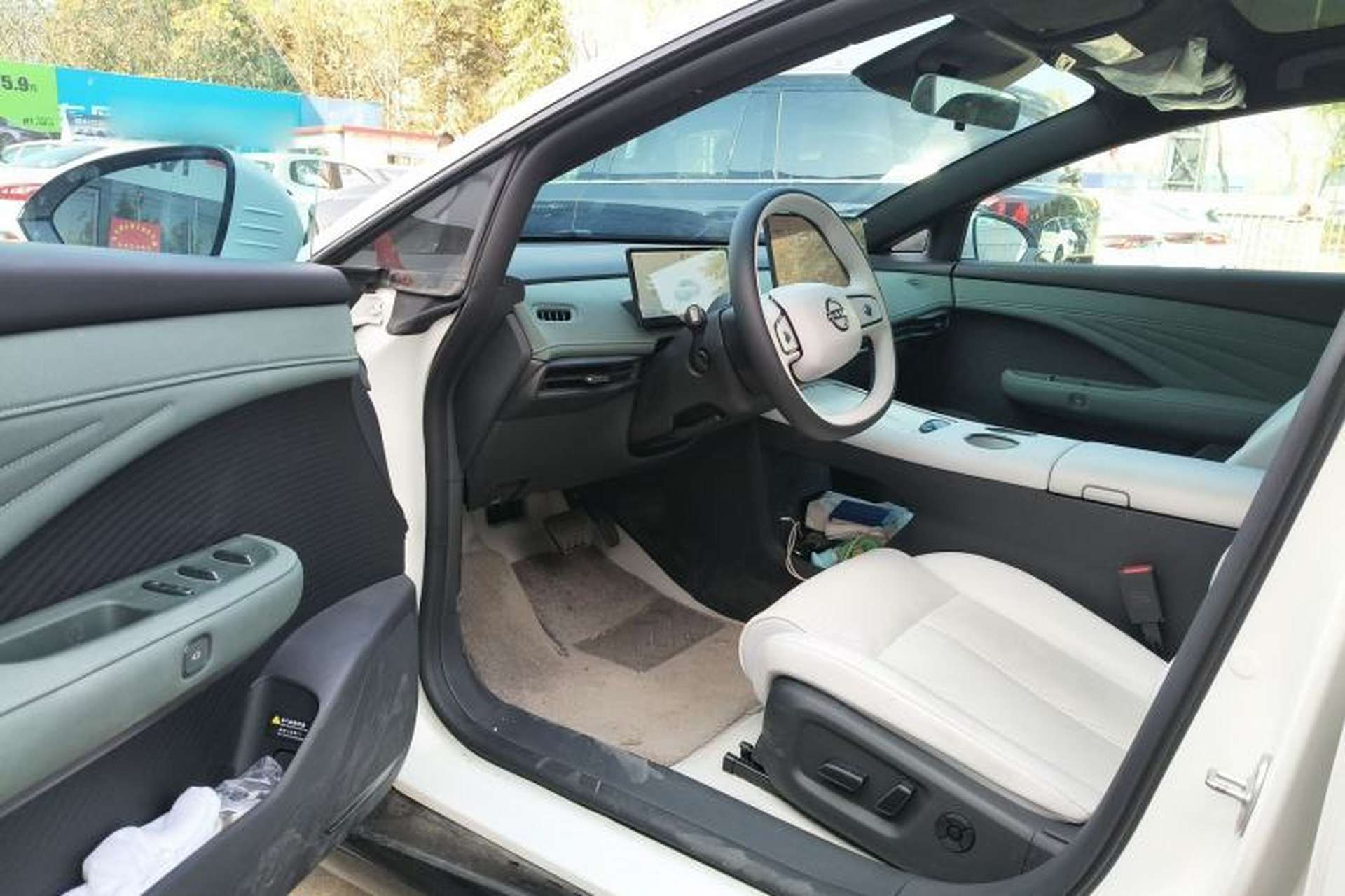 Used Nissan N7 2025 510 Max Driver Seat