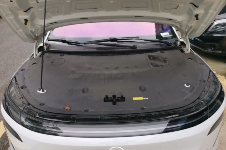 Used Nissan N7 2025 625 Max Engine Bay