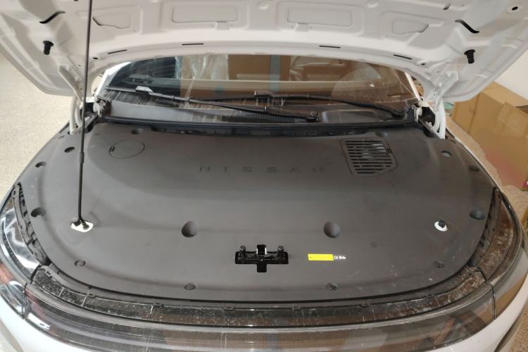 Used Nissan N7 2025 510 Max Engine Bay