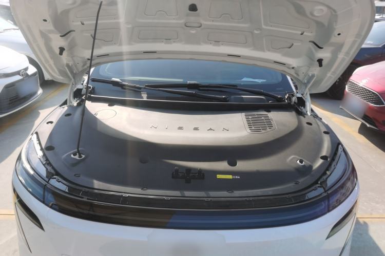 Used Nissan N7 2025 510 Pro Engine Bay
