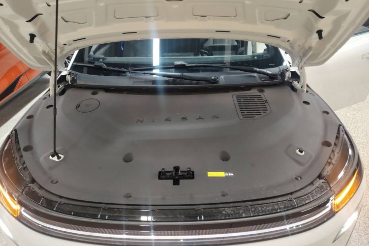 Used Nissan N7 2025 510 Max Engine Bay