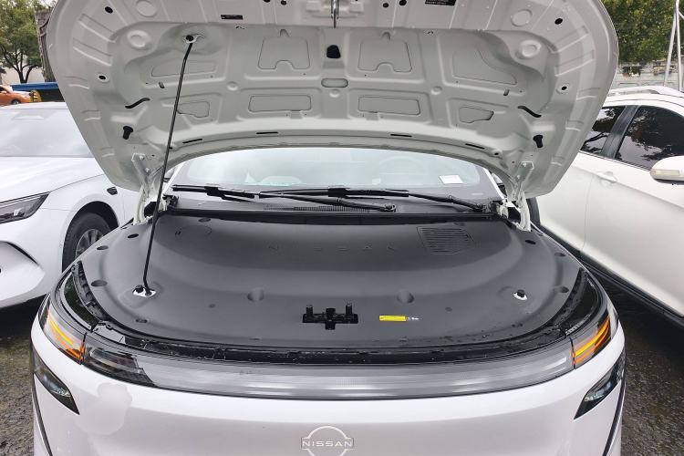 Used Nissan N7 2025 510 Pro Engine Bay