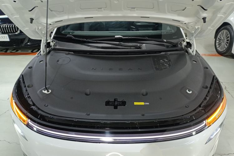 Used Nissan N7 2025 510 Max Engine Bay