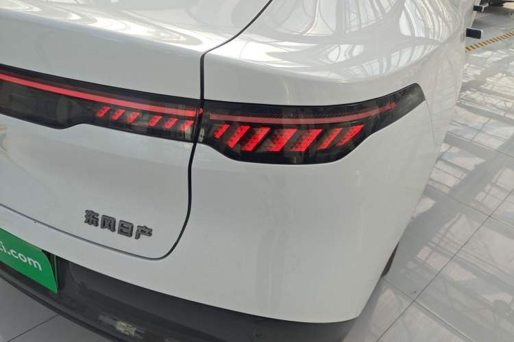 Used Nissan N7 2025 510 Max Exterior 2