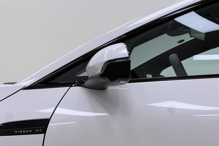 Used Nissan N7 2025 510 Max Exterior 3