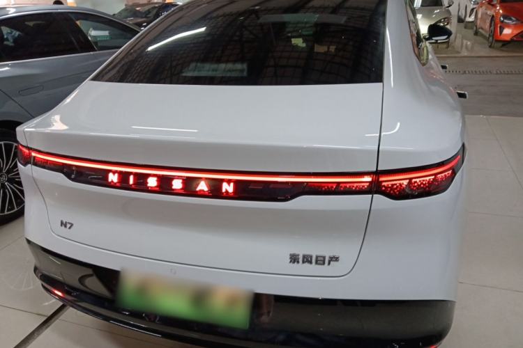 Used Nissan N7 2025 510 Pro Exterior 4