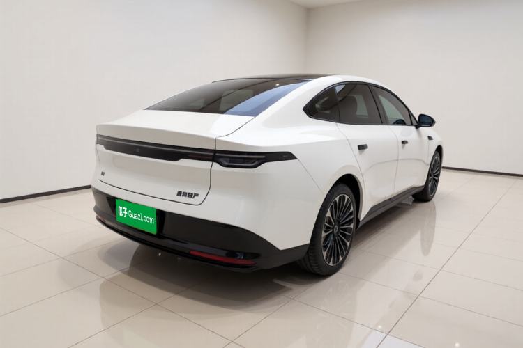 Used Nissan N7 2025 625 Pro Exterior 5