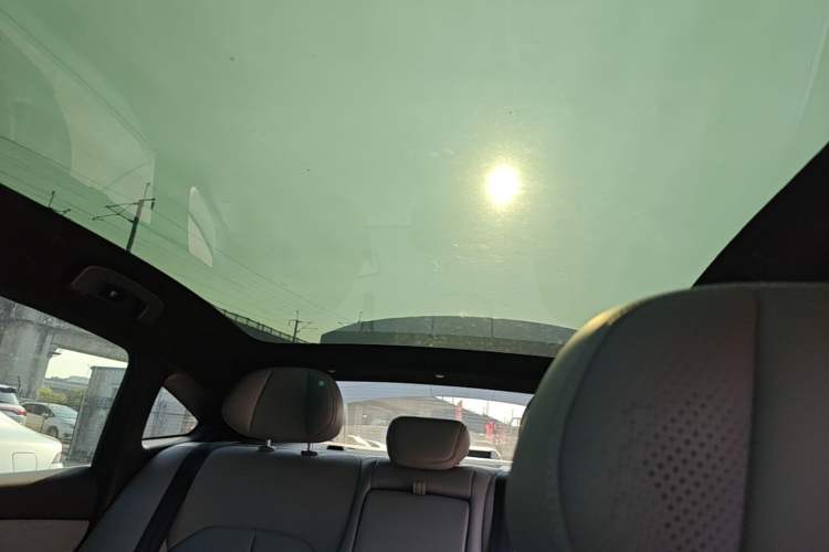 Used Nissan N7 2025 510 Max Headliner