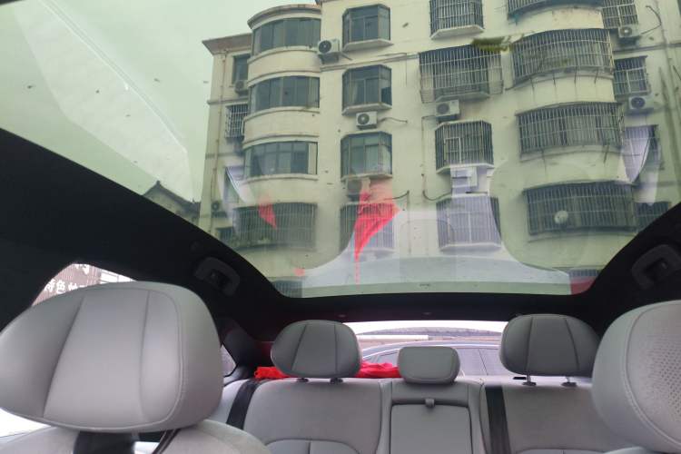 Used Nissan N7 2025 625 Pro Headliner