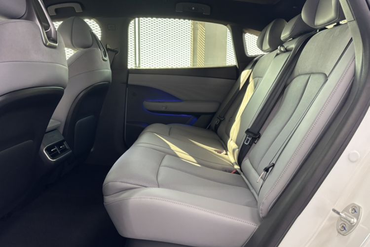 Used Nissan N7 2025 510 Pro Interior 3