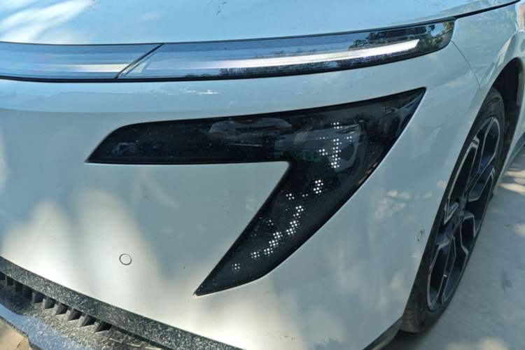 Used Nissan N7 2025 510 Max Left Front Headlight