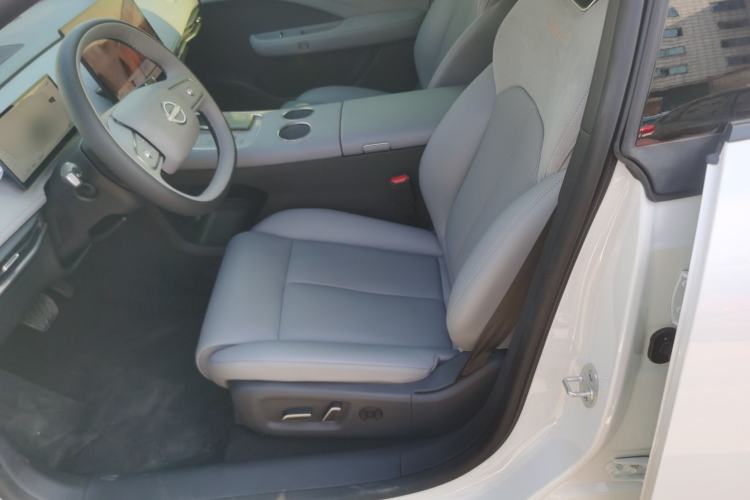 Used Nissan N7 2025 510 Pro Left Front Seat