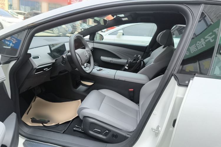 Used Nissan N7 2025 510 Max Left Front Seat
