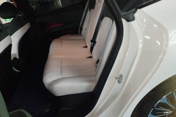 Used Nissan N7 2025 510 Max Left Rear Seat