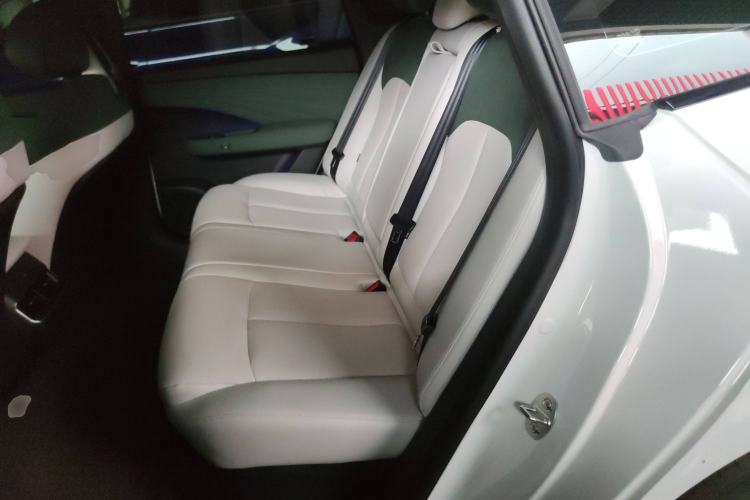 Used Nissan N7 2025 510 Pro Left Rear Seat