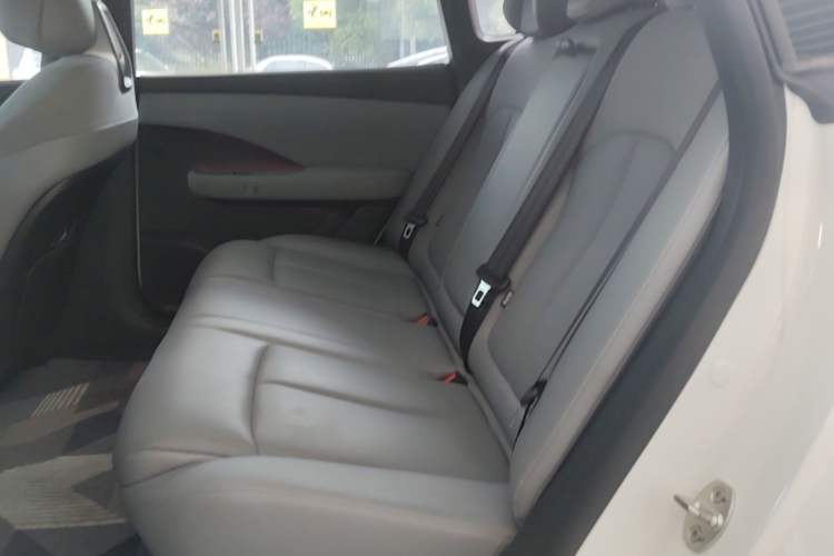 Used Nissan N7 2025 510 Max Left Rear Seat
