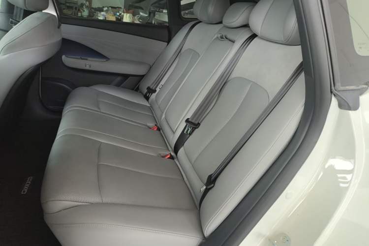 Used Nissan N7 2025 510 Max Left Rear Seat